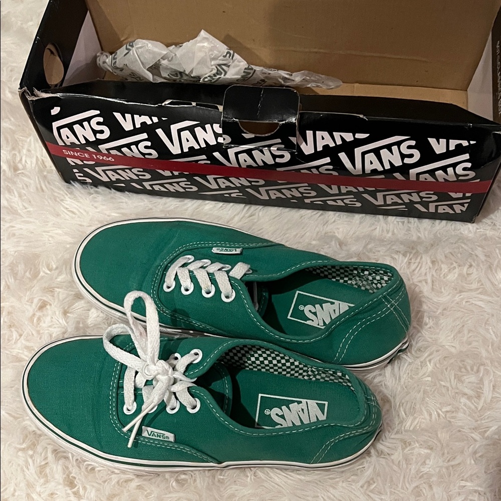 Vans Green Canvas Low-Top Sneakers with Checkerboard Lining